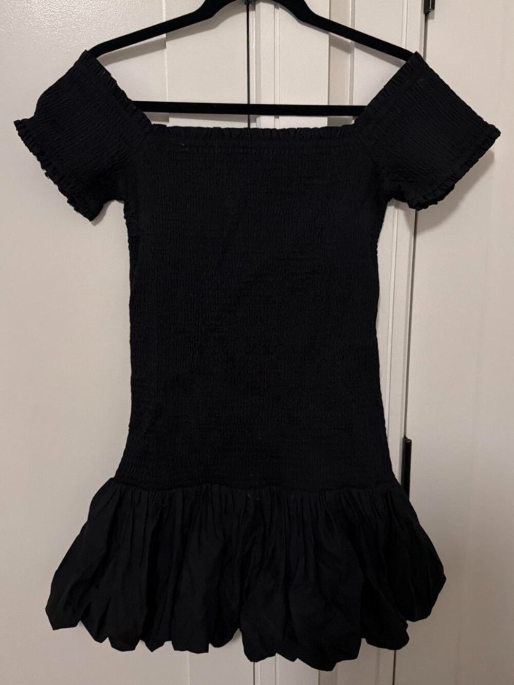 H&M black off the shoulder mini dress with ruffled hem - Picture 4 of 5